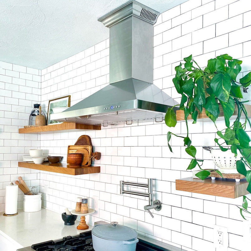 ZLINE 36 in. CrownSound™ Ducted Vent Wall Mount Range Hood in Stainless Steel with Built-in Bluetooth Speakers (KBCRN-BT-36)