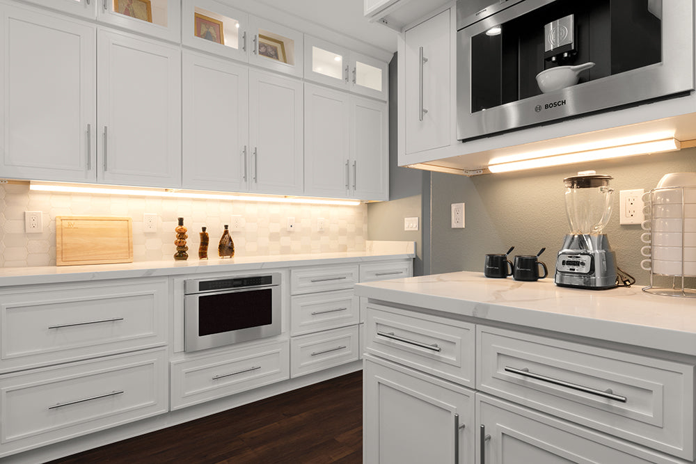 Parriott Elegant White