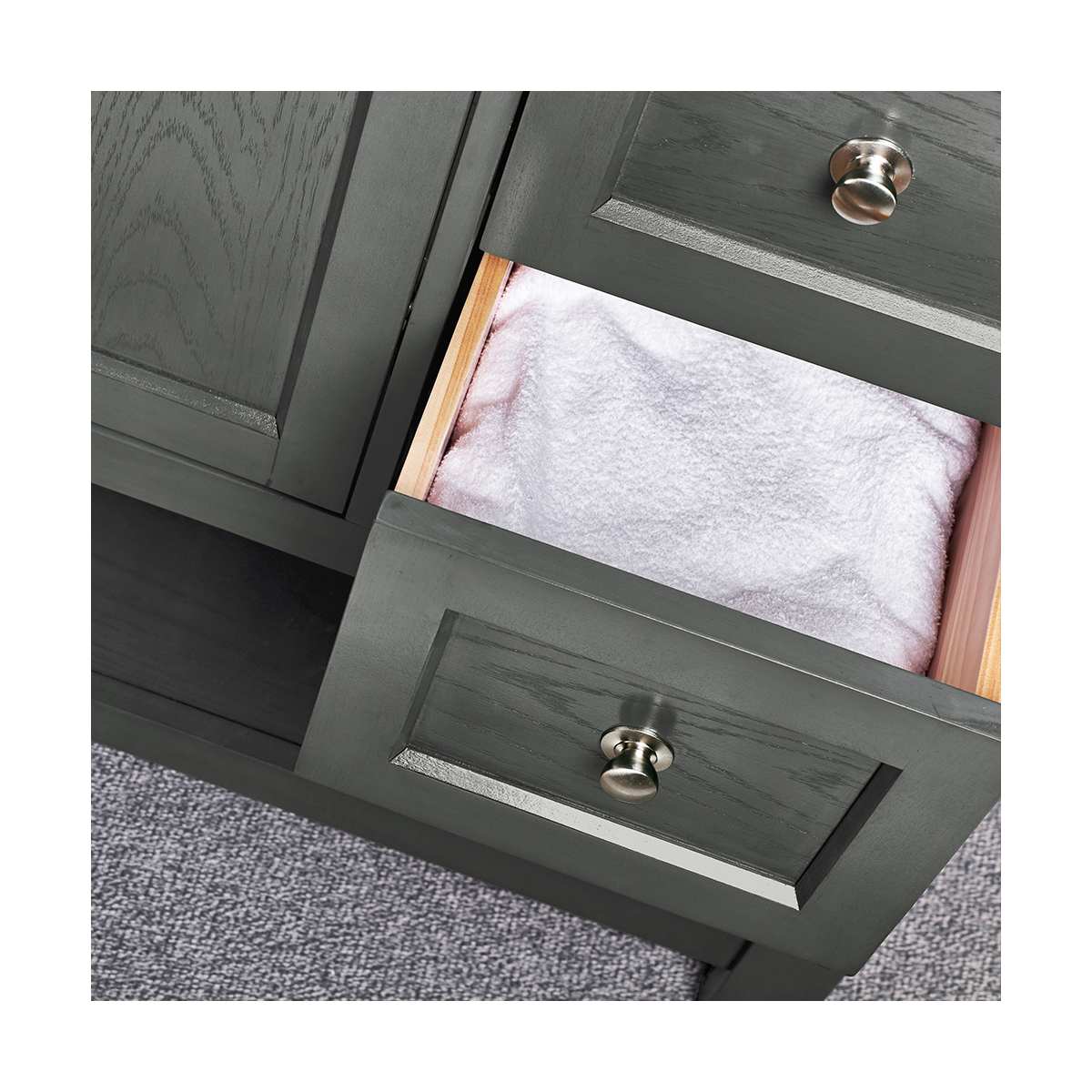 Manchester 42" Free Standing Single Basin Vanity Set with Cabinet and Quartz Vanity Top